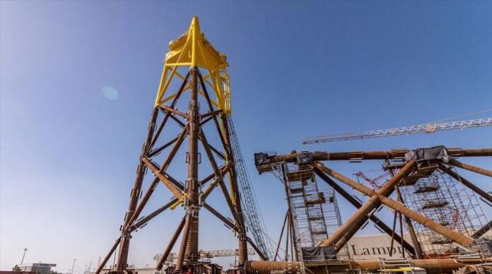 Oil-rich UAE turns to AI to grease economy