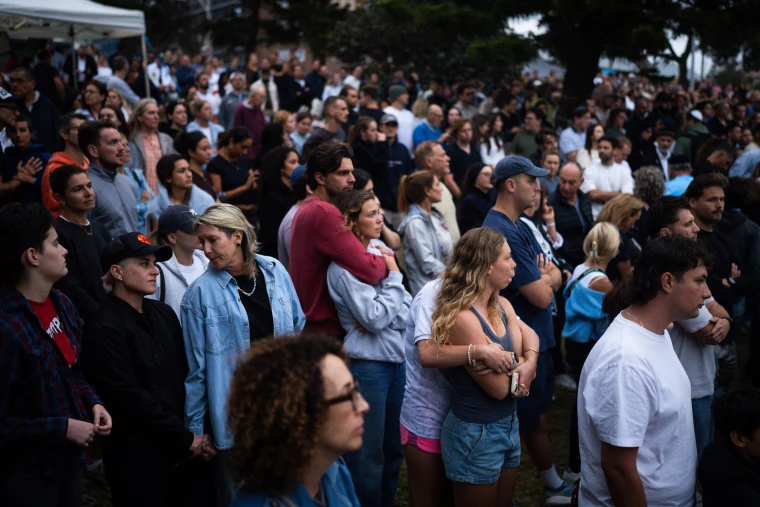 Image: Australia Reacts To Mass Shooting At Bondi Beach