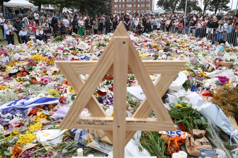Tributes outside Bondi Pavilion in Sydney on Dec. 16, 2025, to honour victims of the Bondi Beach shooting. 