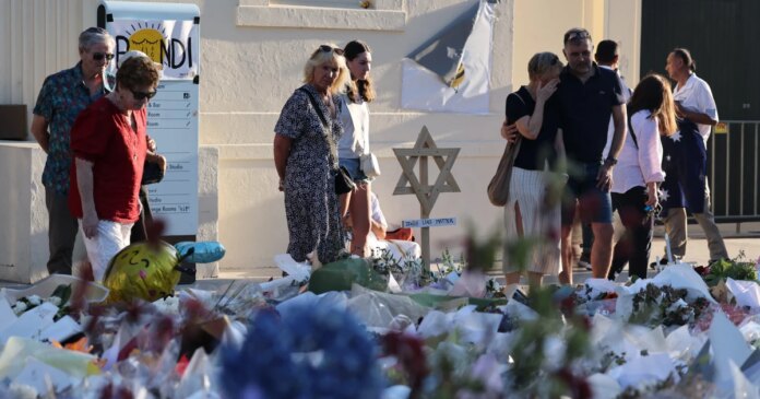 After Bondi Beach attack, 'intifada' chants face restrictions in Australia and the U.K.