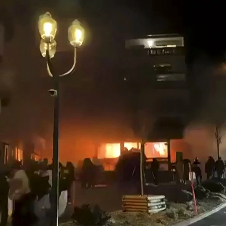 Image: SWITZERLAND-ACCIDENT-FIRE