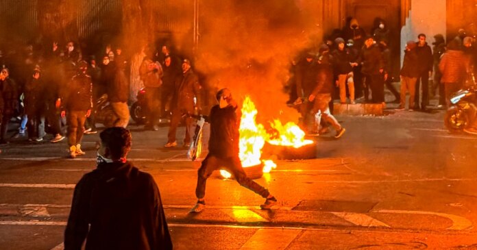 Trump says Iran wants to negotiate as protest crackdown death toll rises, activists say