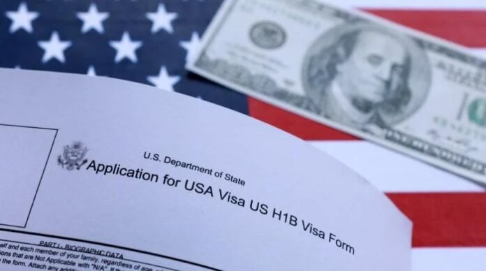 Texas orders immediate halt to new H-1B petitions at state agencies, public universities