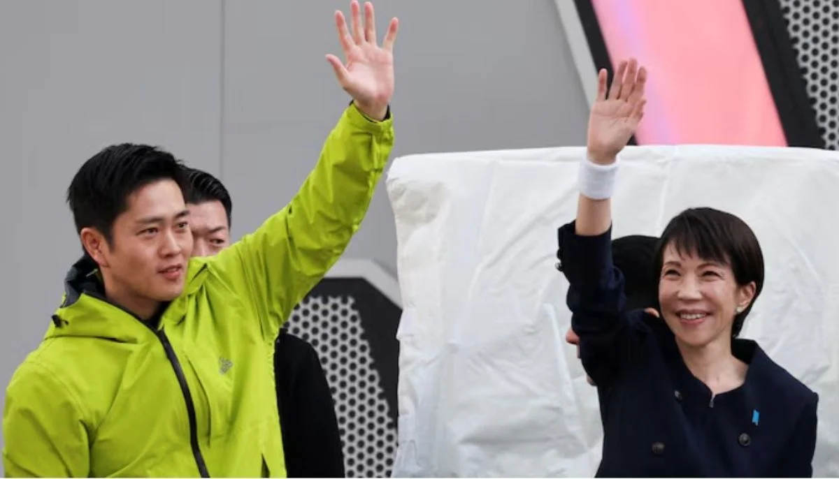 Ruling coalition leader Hirofumi Yoshimura (leader of the Japan Innovation Party) and Japan PM Sanae Taikaichi