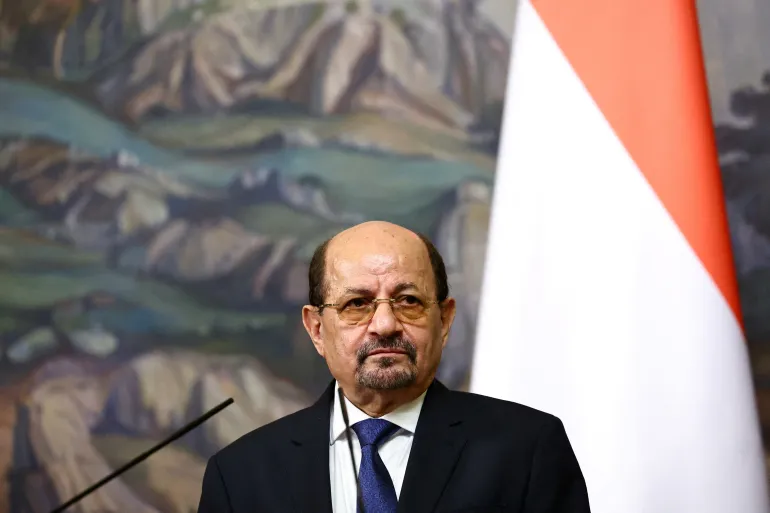 Yemeni Foreign Minister Shaya Mohsin Zindani attends a news conference.