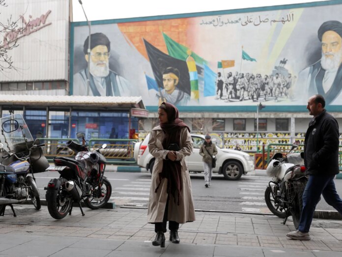 Iran arrests prominent reformist politicians, cites links to US, Israel | News