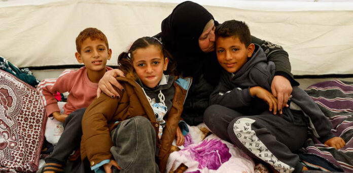 Palestinian women describe 'journey of horror’ crossing back into Gaza