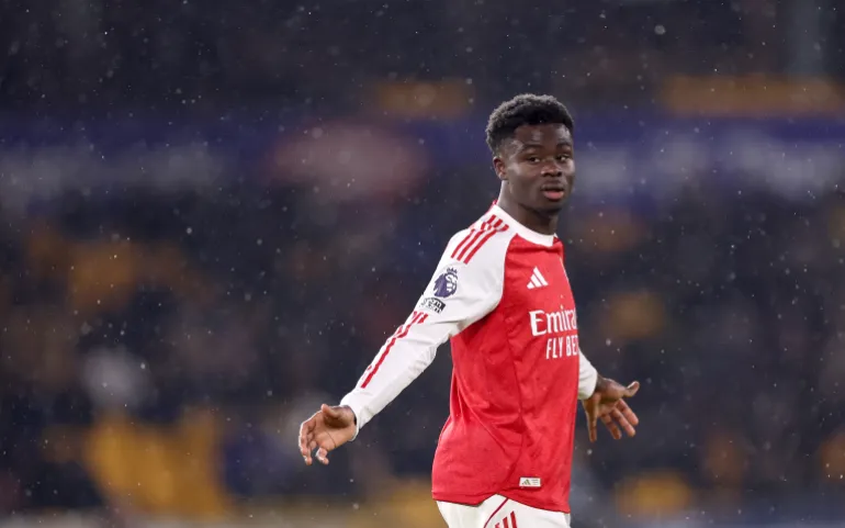 WOLVERHAMPTON, ENGLAND - FEBRUARY 18: Bukayo Saka of Arsenal during the Premier League match between Wolverhampton Wanderers and Arsenal at Molineux on February 18, 2026 in Wolverhampton, England. (Photo by Carl Recine/Getty Images)