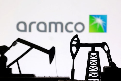 Saudi Aramco offers crude in rare tenders, traders say