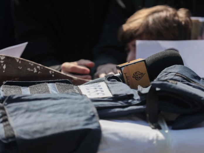 Gaza journalists mourn Al Jazeera’s Wishah, killed by Israel | Israel-Palestine conflict News
