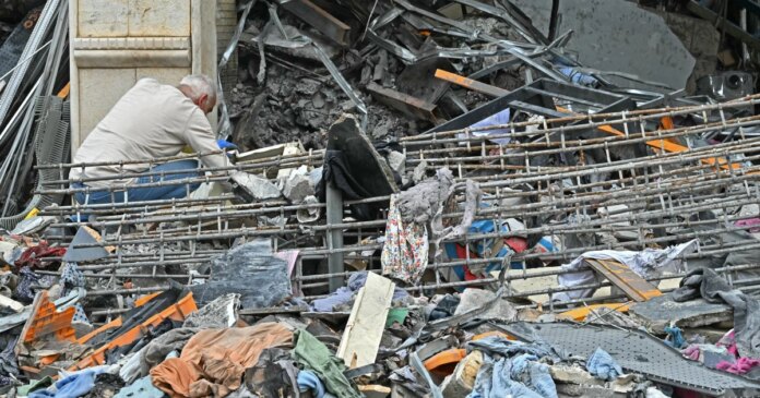 After Lebanon ceasefire, people displaced by Israeli strikes return to what's left of their homes