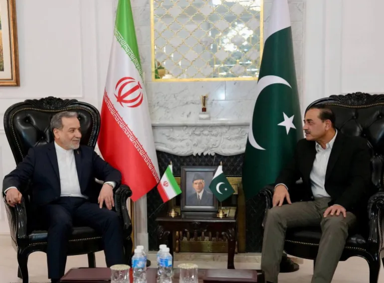 Iranian Foreign Minister Abbas Araqchi meets Pakistan’s Army Chief, Field Marshal Asim Munir
