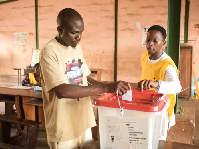 Benin holds presidential election amid deteriorating security situation | Elections News