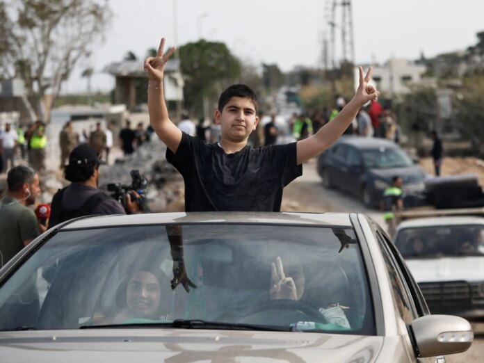 Displaced Lebanese return as Israeli shelling violates ceasefire in south | Israel attacks Lebanon News