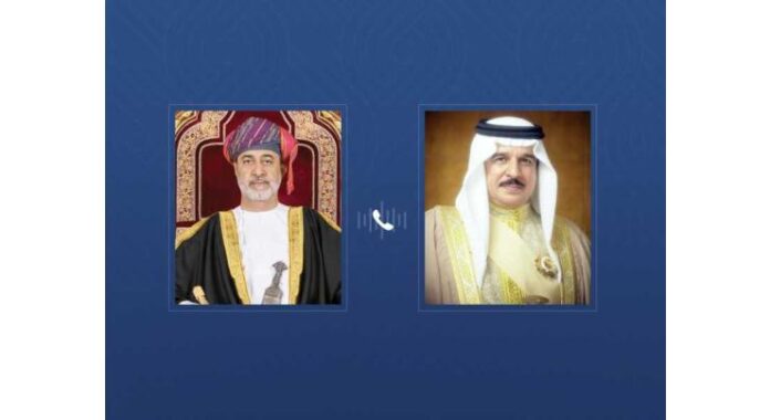 King of Bahrain, Sultan of Oman discuss latest regional, international developments in phone call