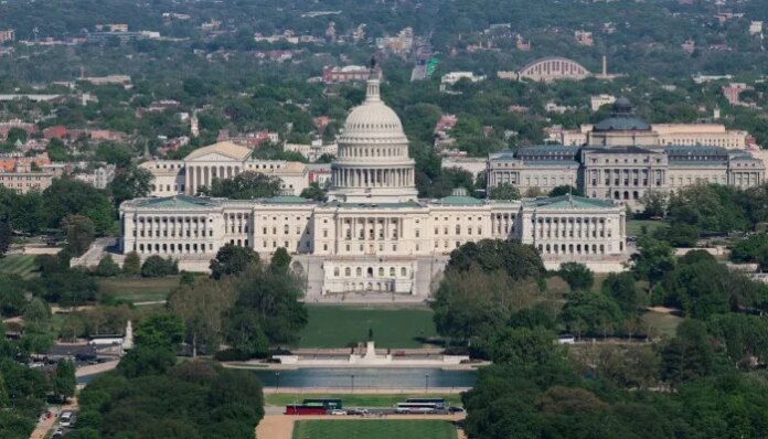 US midterm race enters last six months with Congress at stake