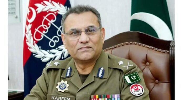 IGP pays tribute to Data Darbar martyrs on 7th anniversary