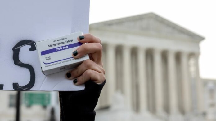 US Supreme Court temporarily lifts ban on abortion pill mail delivery | Health News