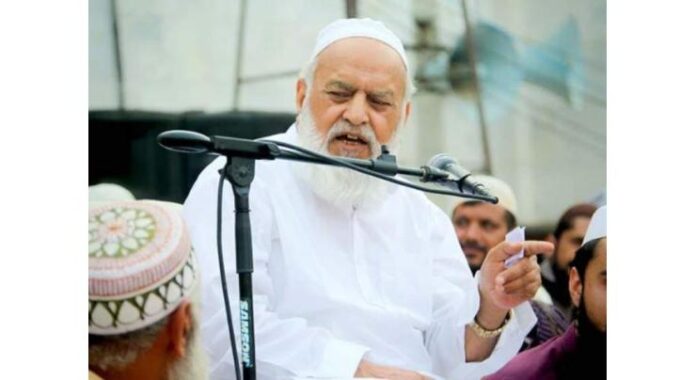 Renowned Islamic scholar Mufti Abdul Qayyum Khan Hazravi passes away