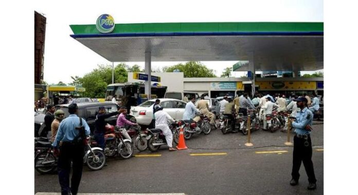 Govt increases petrol price Rs1.09, diesel by Rs2.42 per litre