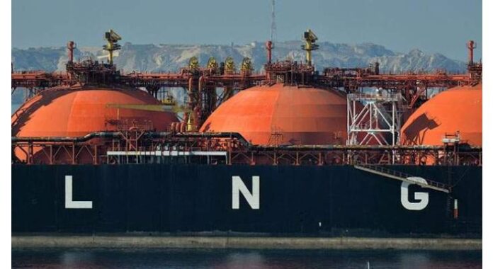 Pakistan raises LNG prices by record $6.45 per MMBtu