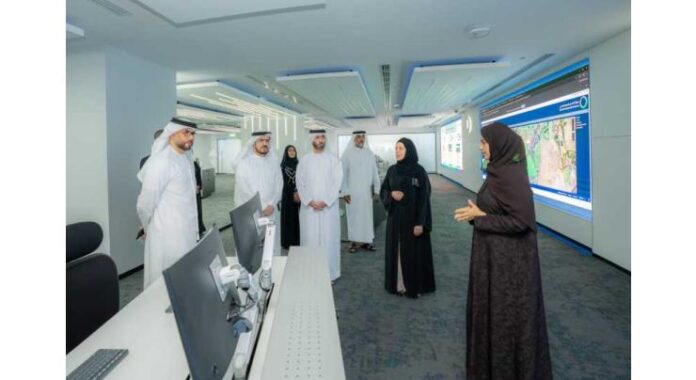 Al Tayer reviews pioneering projects at DEWA’s Distribution Power complex in Al Ruwayyah
