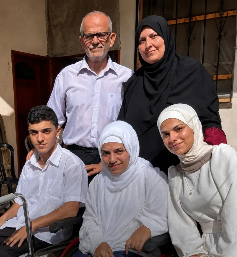 The Musa family in Khan Younis [Eman Aby Zayed/Al Jazeera]