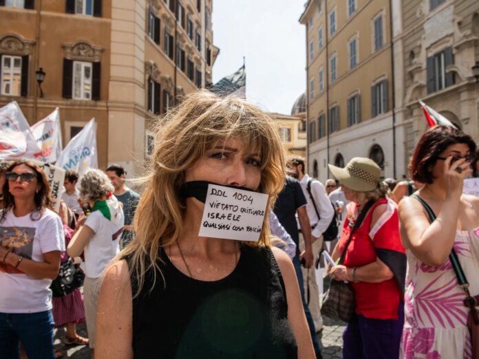 UN expert Albanese, protesters warn against Italy’s anti-Semitism bill | News