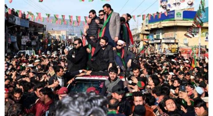 KP Government Issues Directives Banning Use of Officials, Resources in Long March