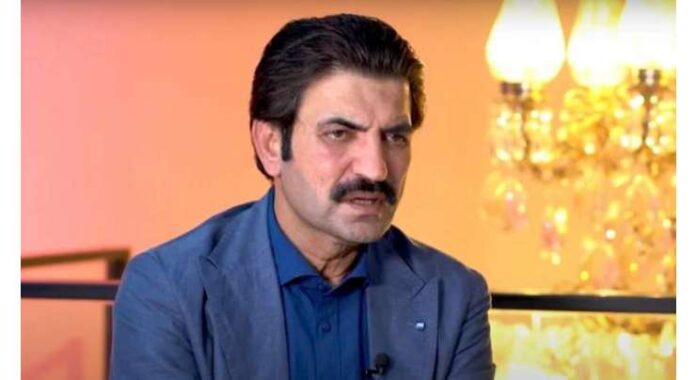 PTI Long March Does Not Appear Likely, Begging for Face-Saving: Sher Afzal Marwat