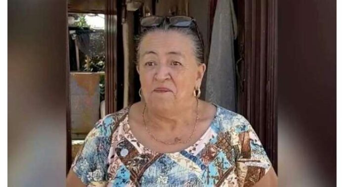 Professional Rumour Maker Earns Money by Selling Rumours